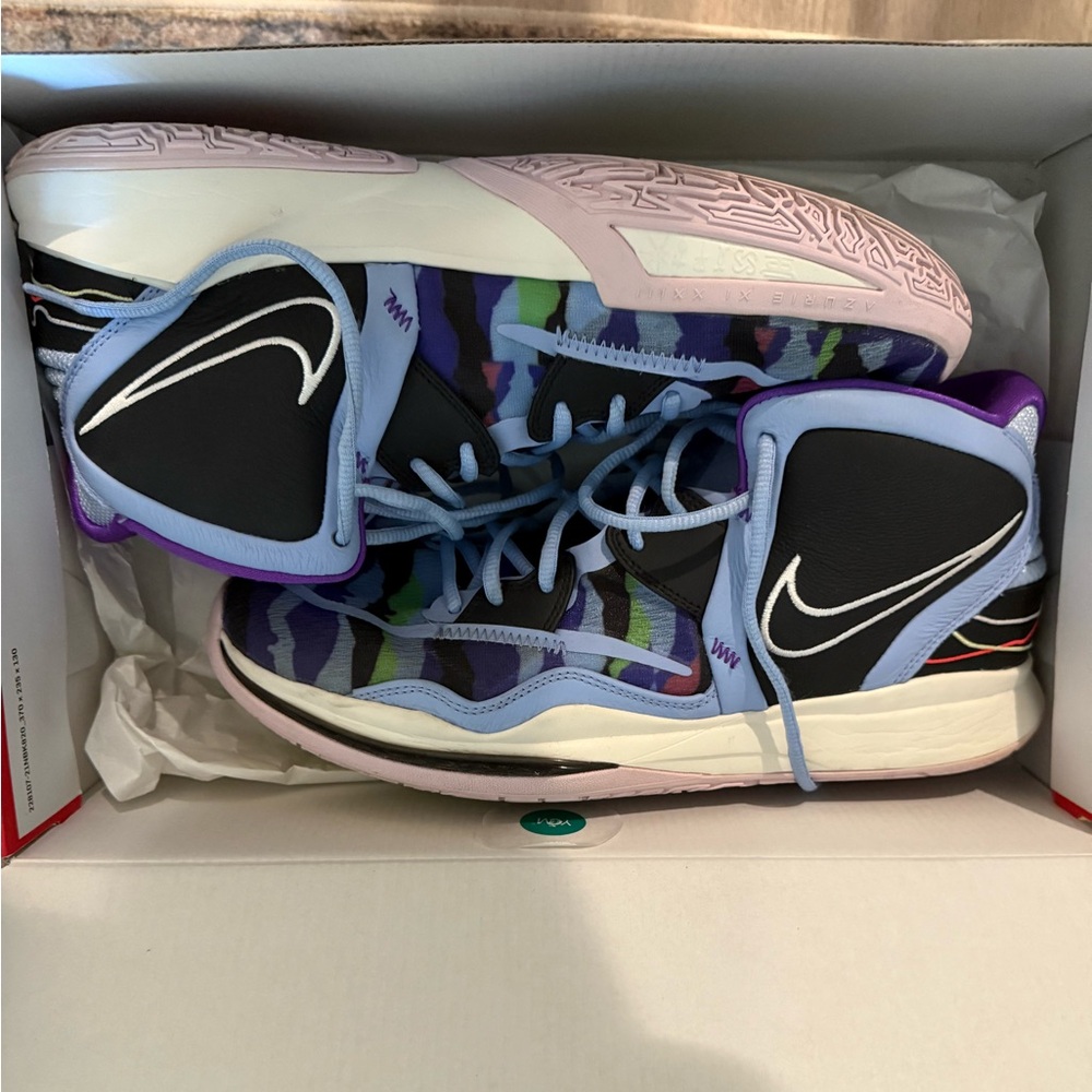 Nike kyrie mens size 13